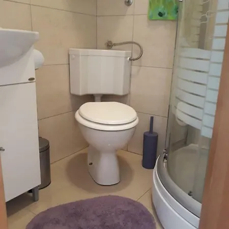 Lägenhet Apartman *bobi* *