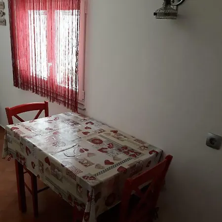 Apartment Apartman *bobi* *